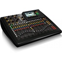 Behringer X32 Compact 40-Input, 25-Bus Digital Mixing Console with 32 MIDAS Pre's, 25 Motor Faders, Ch LCDs, 32-Ch Audio Interface & R Control